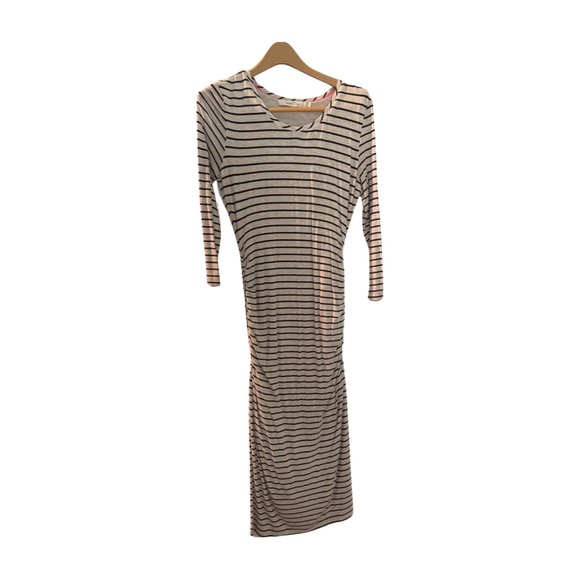 Chic White and Black Striped Long Sleeve Body Con Dress - Picture 1 of 1